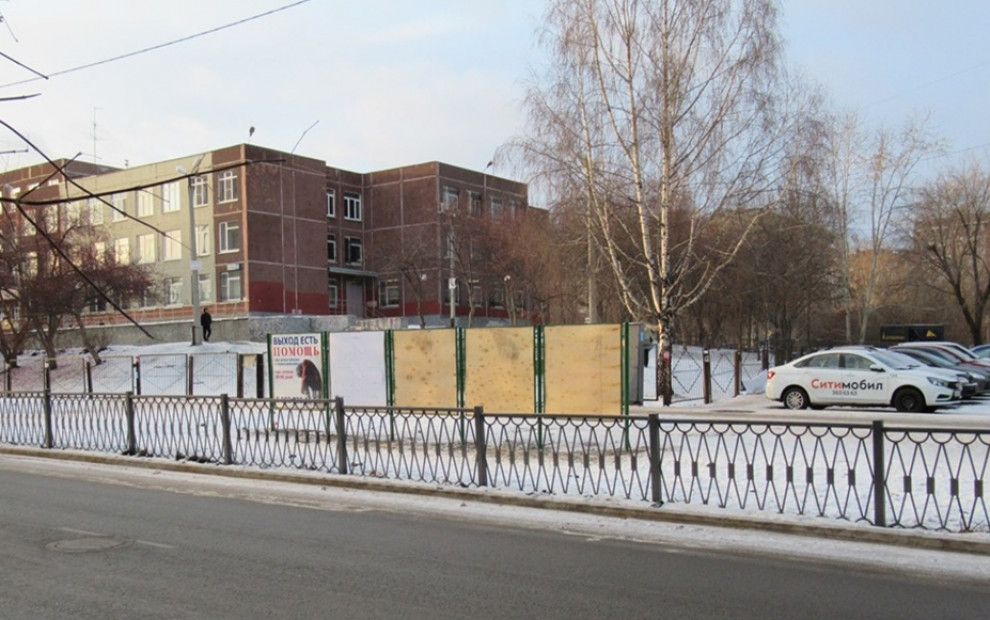 Афишный стенд ул. Серова — ул. Фрунзе, 75 (школа), стороны А1-А4